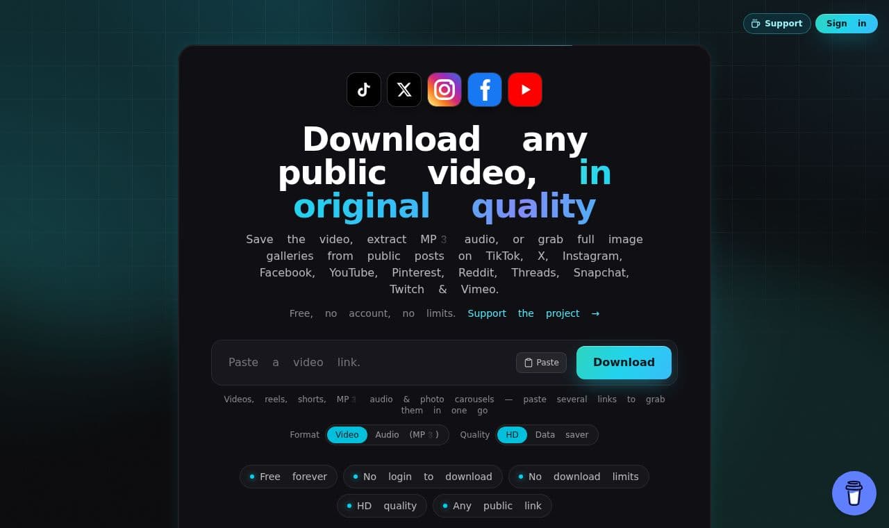 Social Media Downloader 서비스 화면